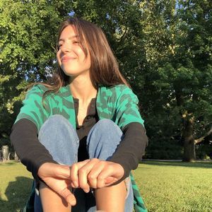 Meet your Posher, Isabella